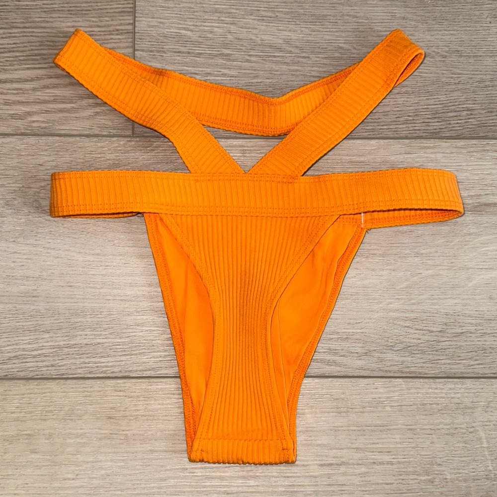 Minimale Animale Ribbed Bikini - Picture 6 of 8